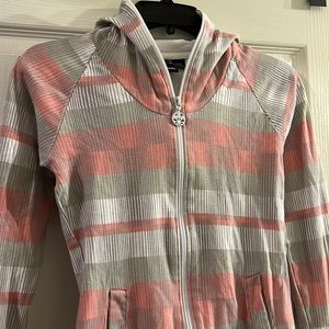 Bench Sweater - small